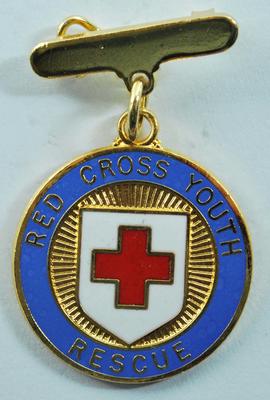 Red Cross Youth proficiency badge in Rescue