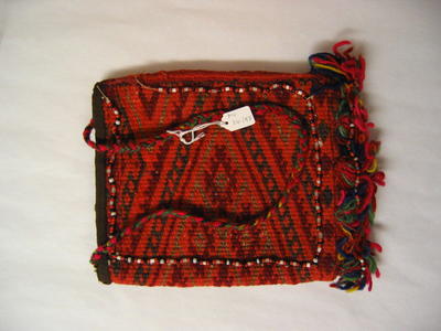 Woollen and crochet bag decorated with beadwork