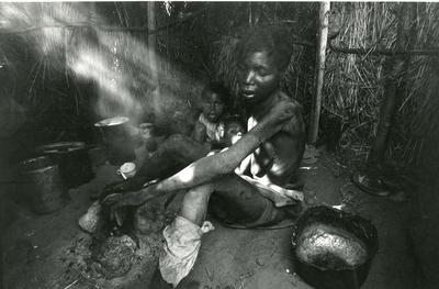 Black and white photograph of Red Cross work in Angola 1980