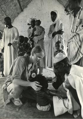 Black and white photograph of Red Cross relief work in Sudan 1981