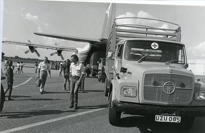 Black and white photograph of Red Cross relief work in Uganda 1980