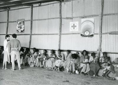 Black and white photograph of Red Cross work in Ethiopia 1985