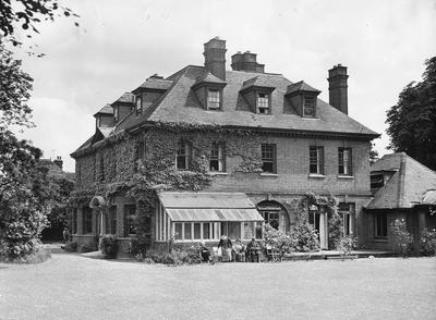 Photograph of Edwinstowe Old People's Home, Cambridge; RCB/2/39/6/29