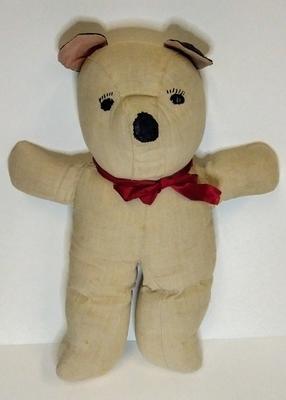 Stuffed toy Pooh Bear; Toys and Games/teddy bear; 1253/24