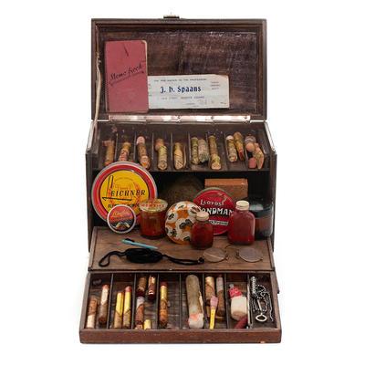 Theatrical makeup set in lockable wooden box