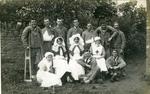 VAD nurses with wounded soldiers in garden, Southmead, Bristol